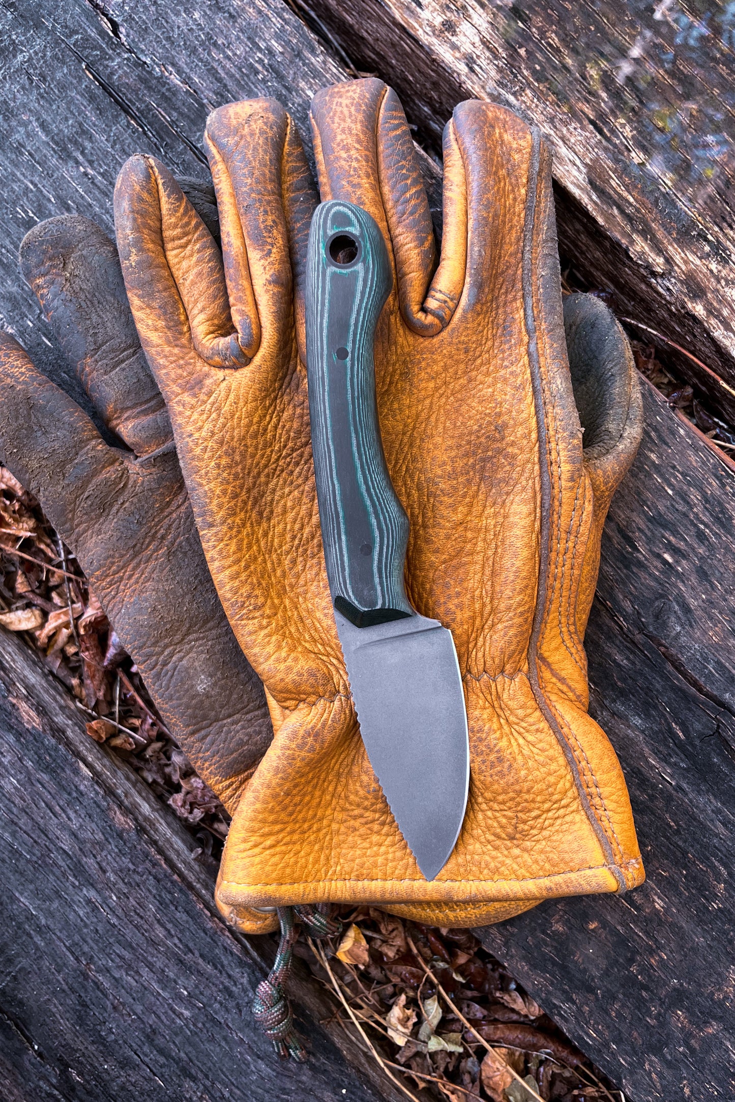 
                  
                    Apex - Dark Green/Black G-10
                  
                