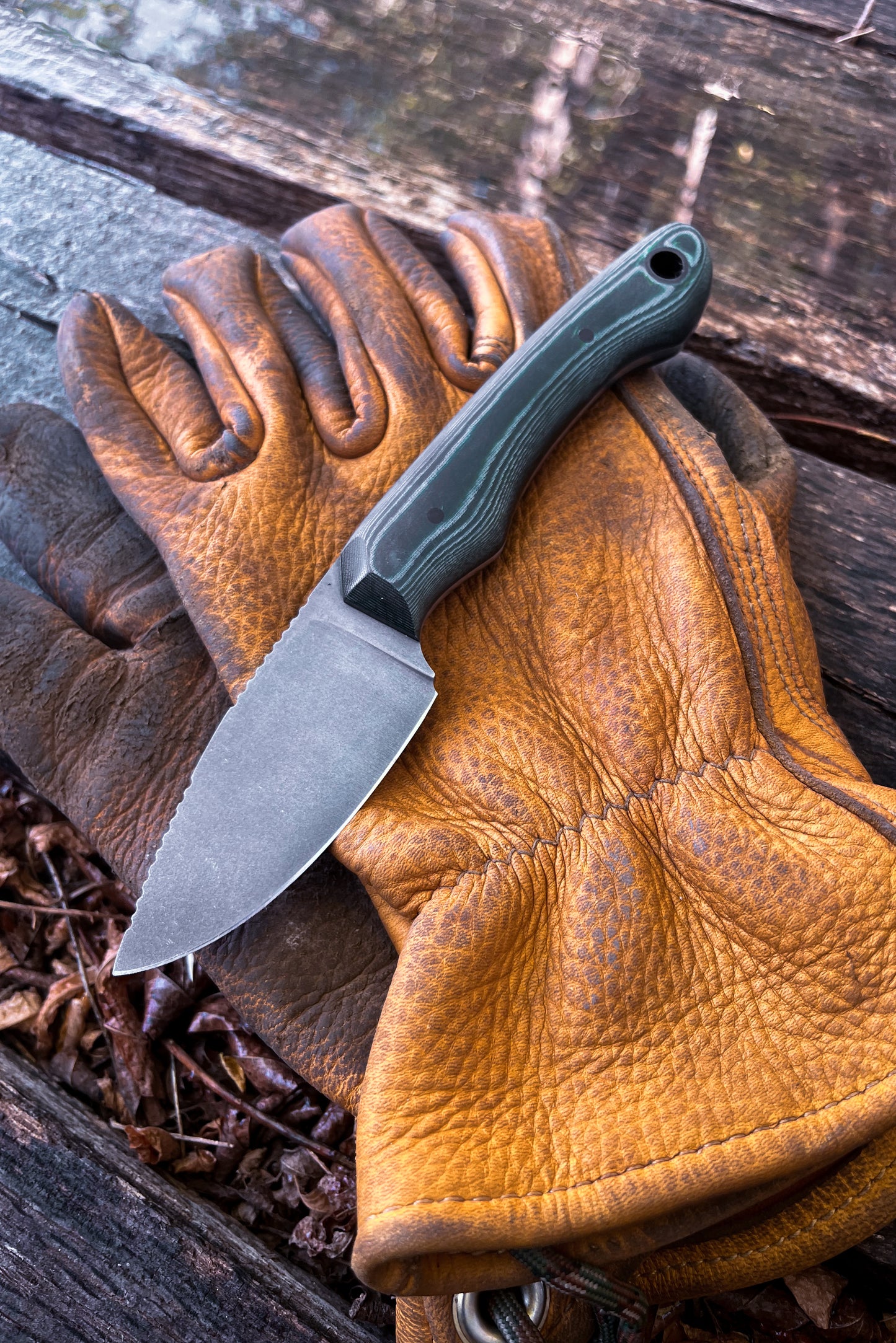 
                  
                    Apex - Dark Green/Black G-10
                  
                